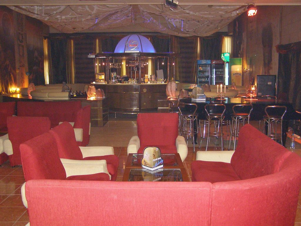 Hotel Bulgaria Dobrich Exteriör bild